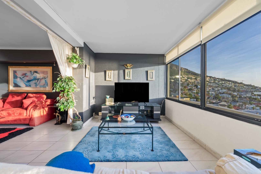 3 Bedroom Property for Sale in Sea Point Western Cape